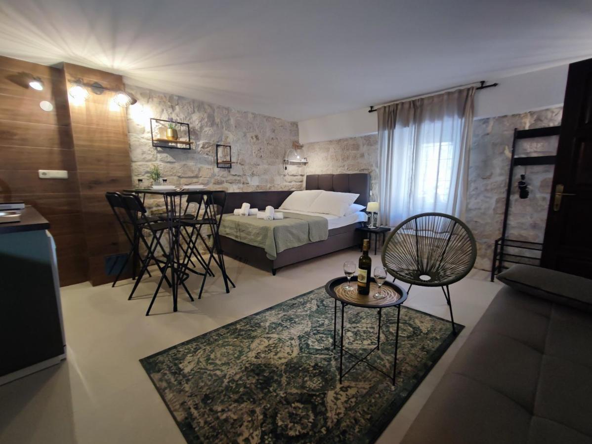 Carol 3* Trogir
